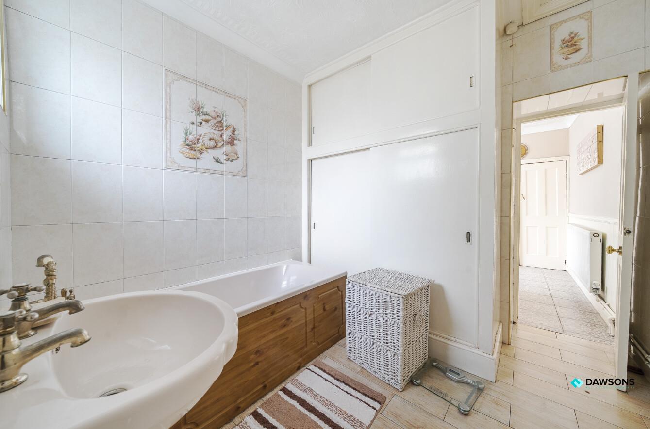 Maescanner Road, Llanelli, SA14 8LR